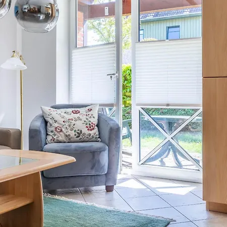 Apartment Alt 07
